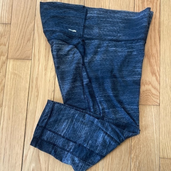 🖤adidas - Women’s climalite active wear crops - Picture 7 of 7